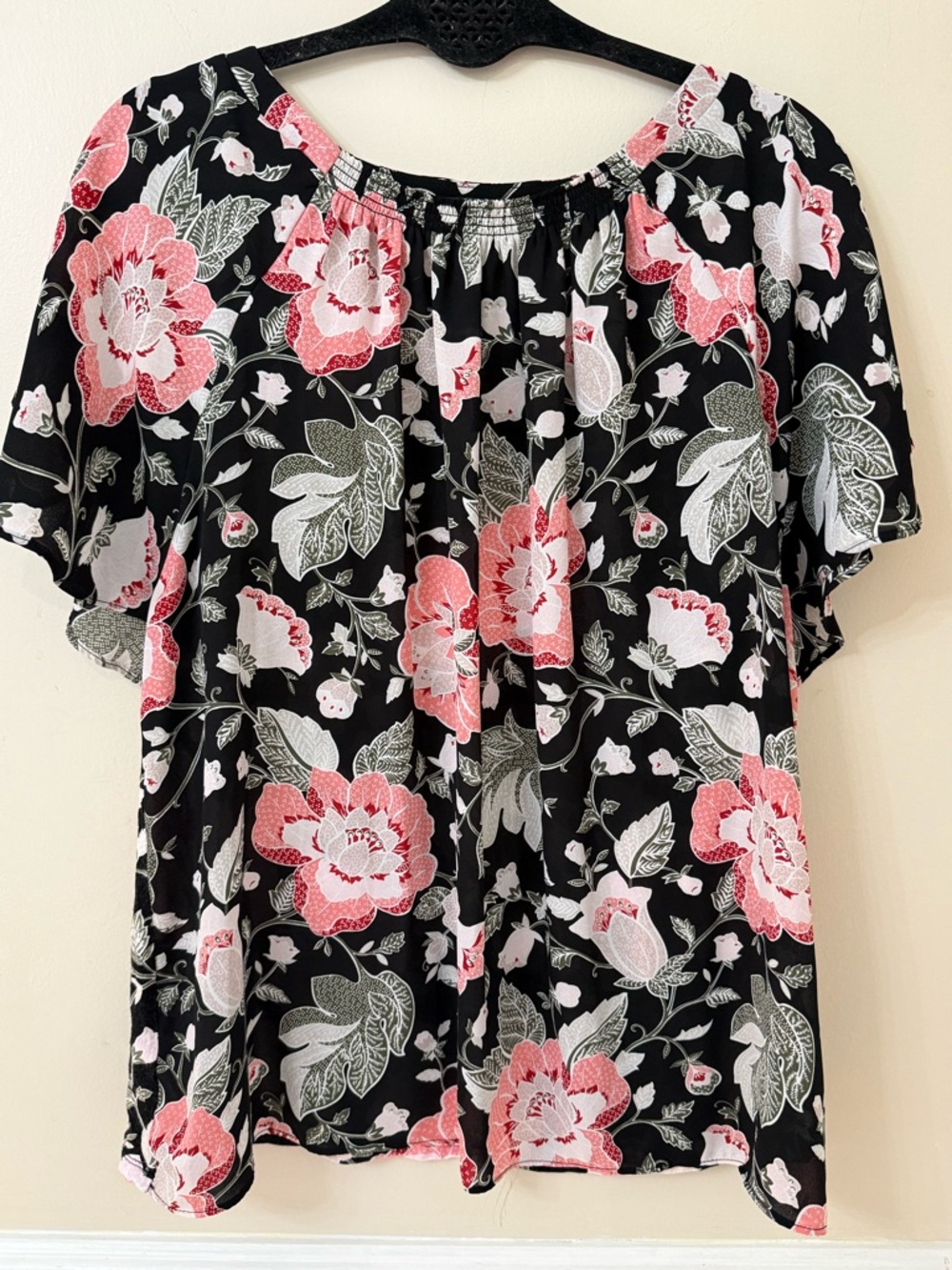 LOFT Black Blouse with Pink & White Floral Print size large
